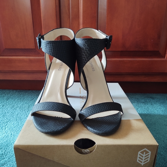 Call it Spring heels - Picture 5 of 5